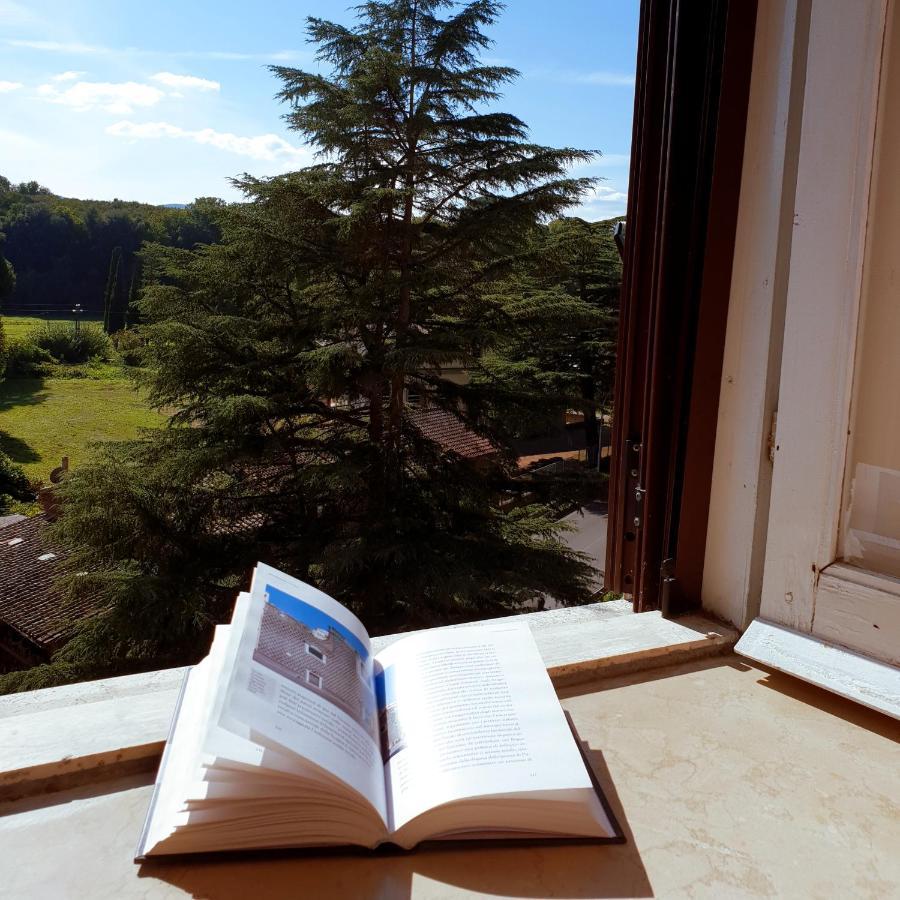 La Casa Dei Libri Villa Sutri Exteriör bild